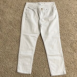 Jennifer Lopez Cream Capri Pants with Gold Details size 6